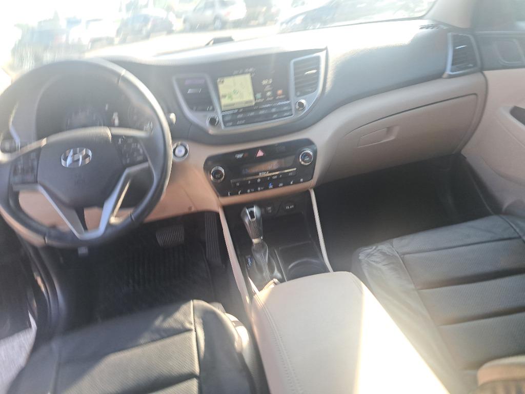2016 Hyundai Tucson - $11,300