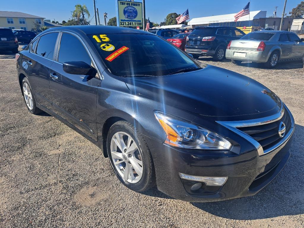 2015 Nissan Altima - $5,000