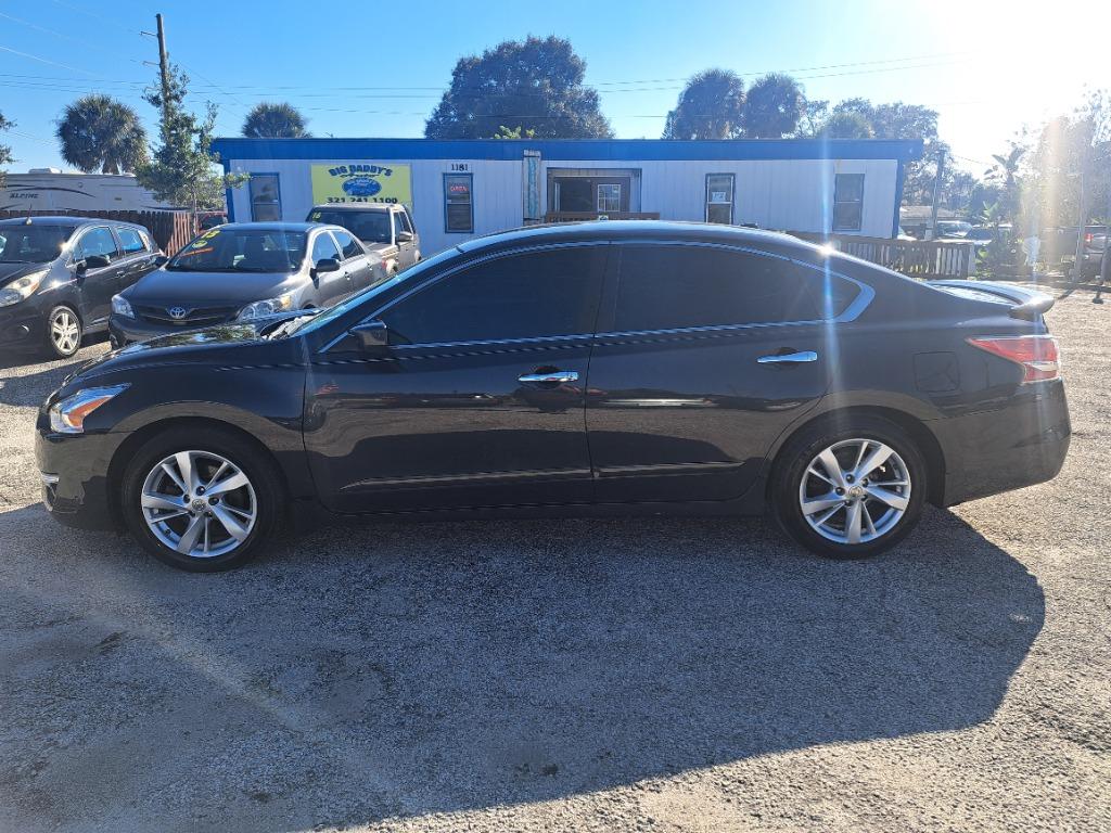 2015 Nissan Altima - $5,000