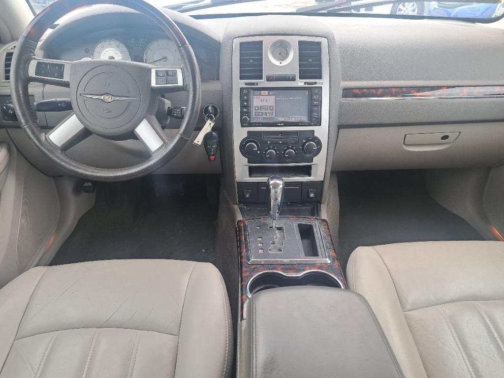 2008 Chrysler 300 - $5,000