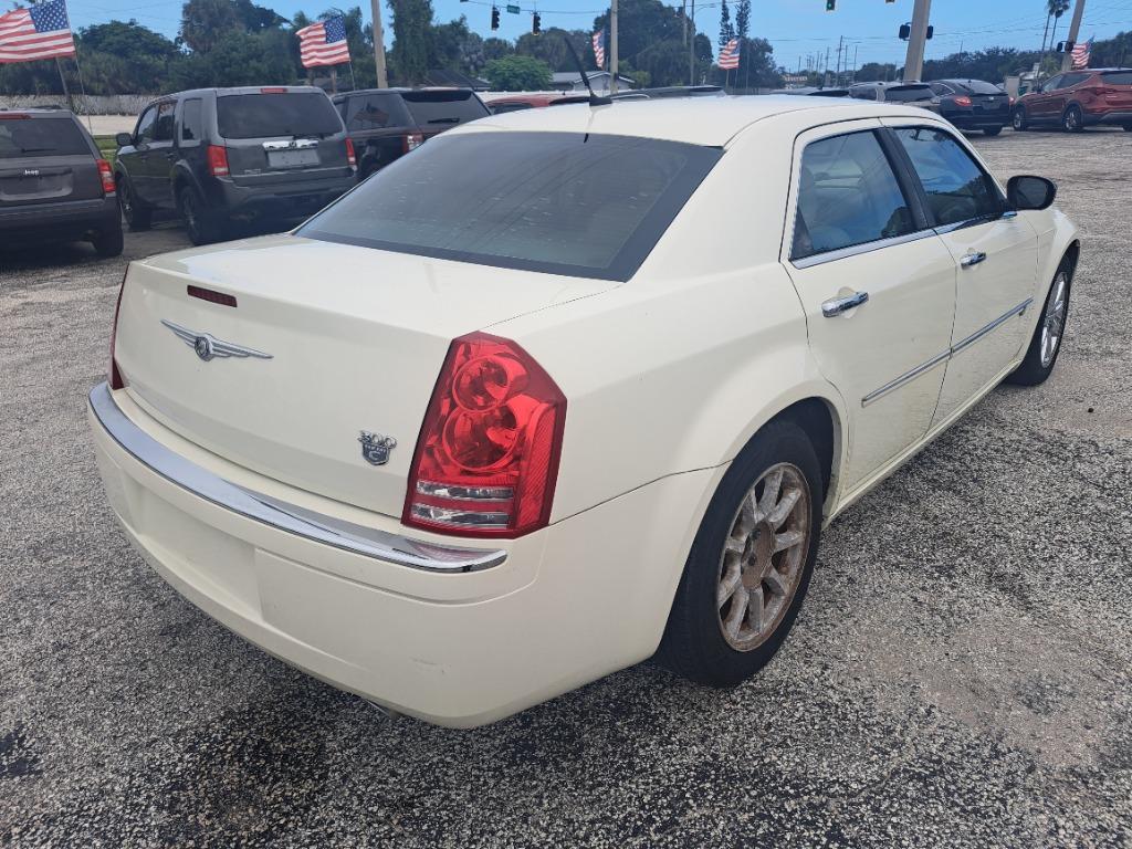 2008 Chrysler 300 - $5,000