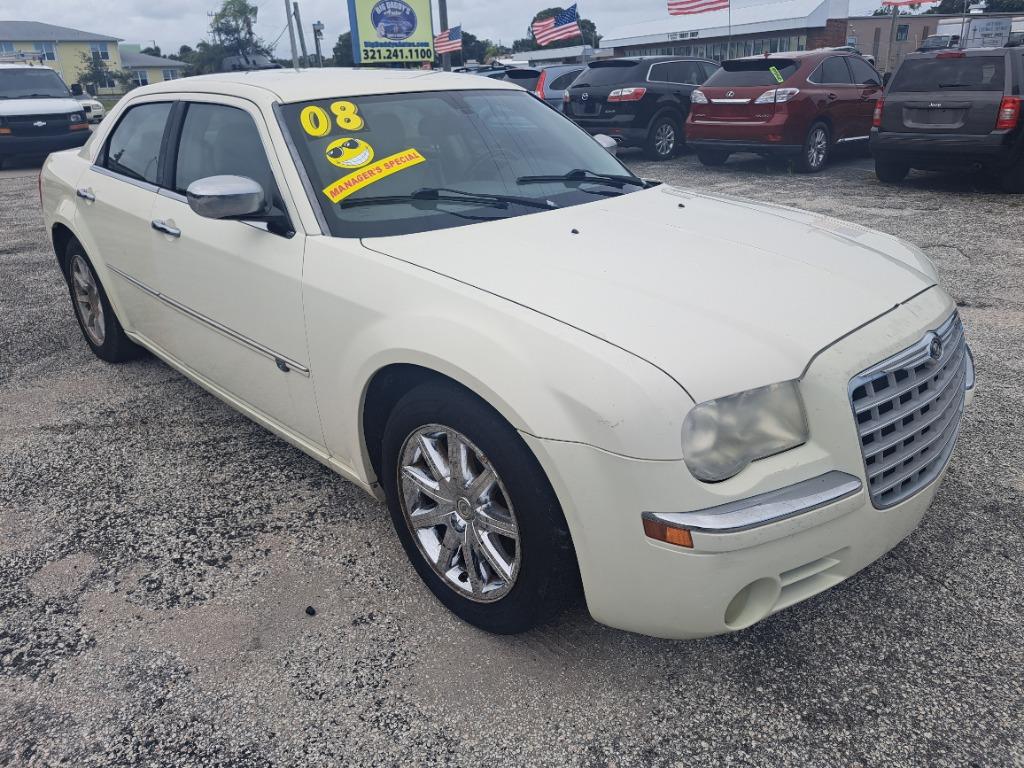 2008 Chrysler 300 - $5,000
