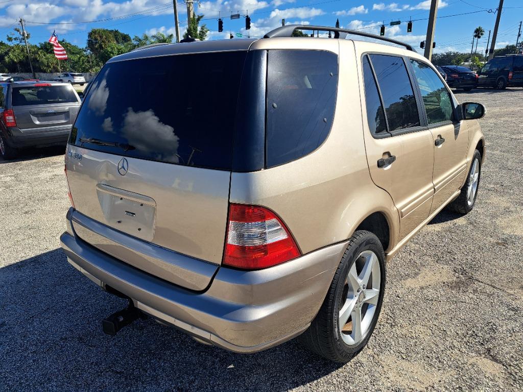 2004 Mercedes-Benz M-Class - $4,500