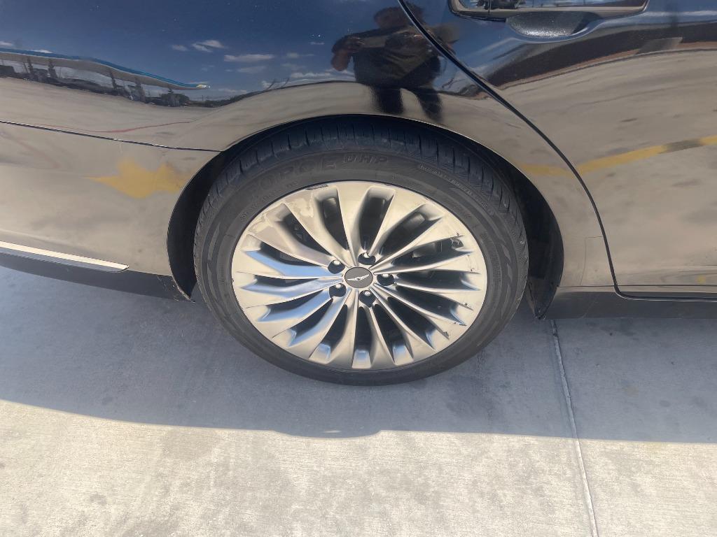 2019 Genesis G90 - $24,995