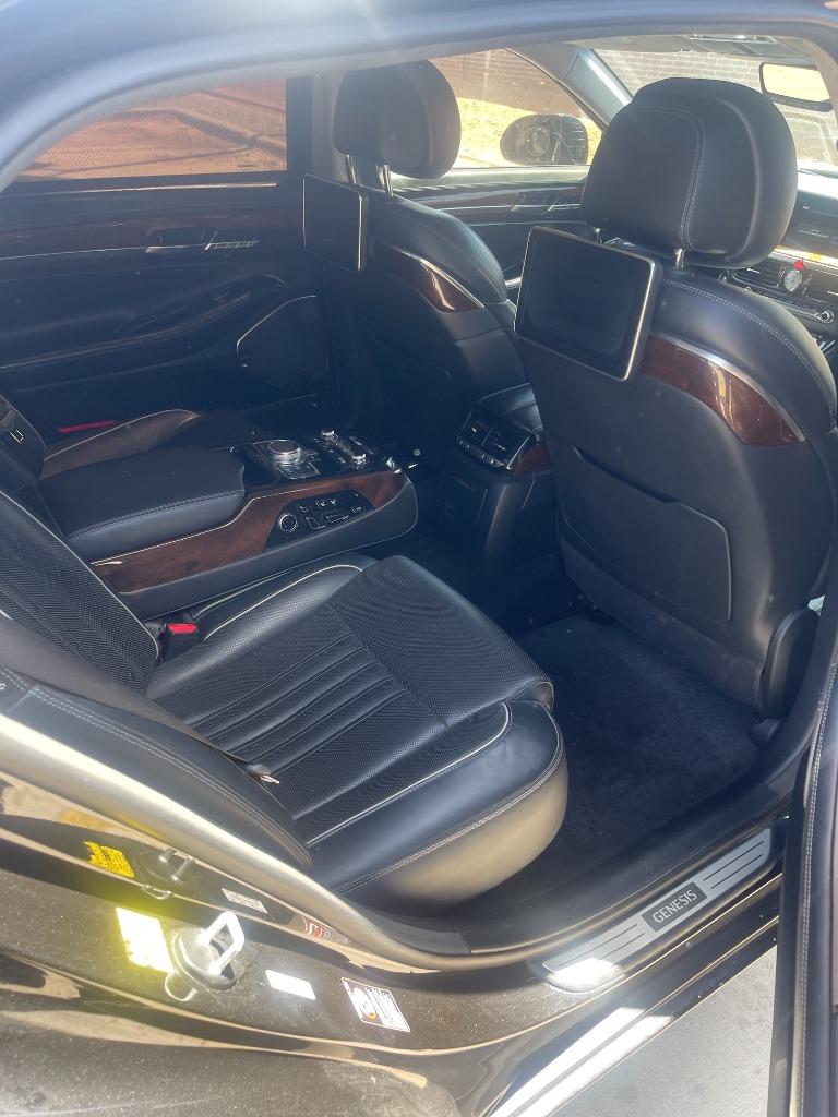 2019 Genesis G90 - $24,995