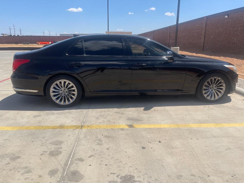 2019 Genesis G90 - $24,995