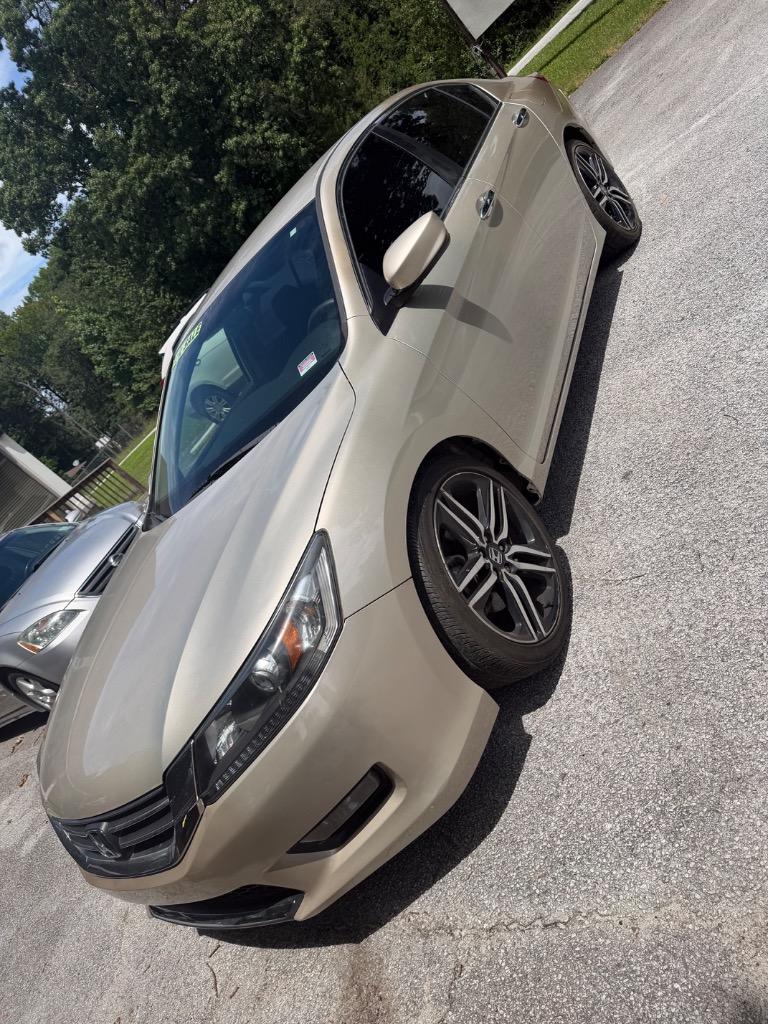 2015 Honda Accord - $9,500