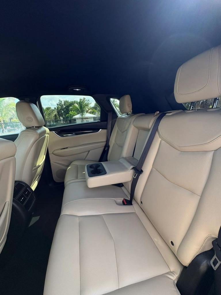 2017 Cadillac XT5 - $8,484