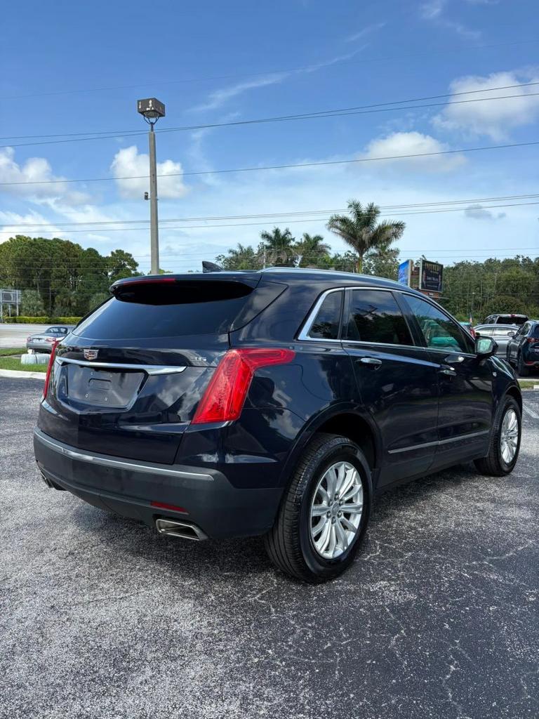 2017 Cadillac XT5 - $8,484