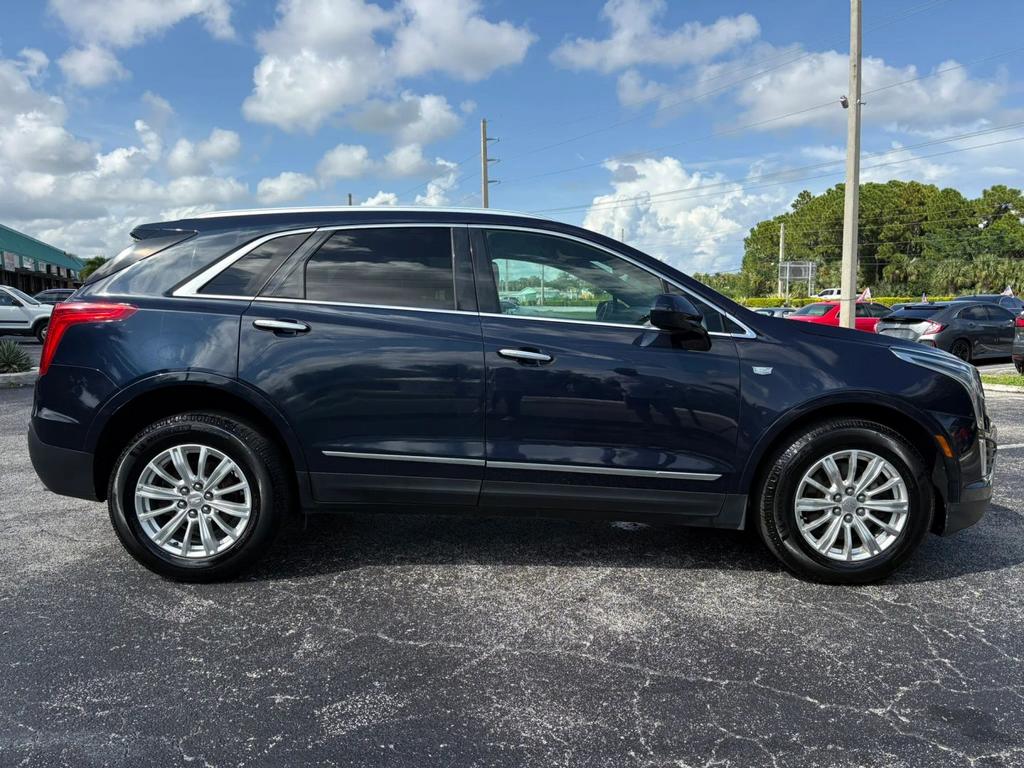 2017 Cadillac XT5 - $8,484