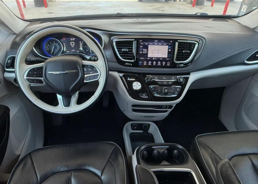 2018 Chrysler Pacifica - $9,995