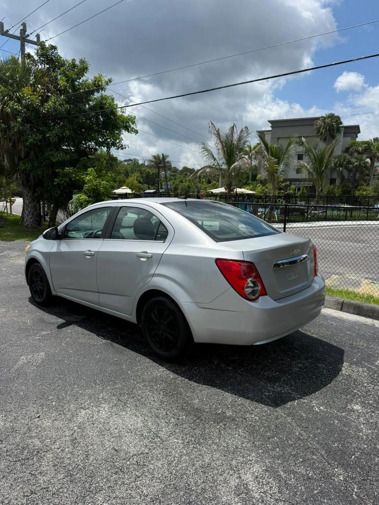 2014 Chevrolet Sonic - $3,995