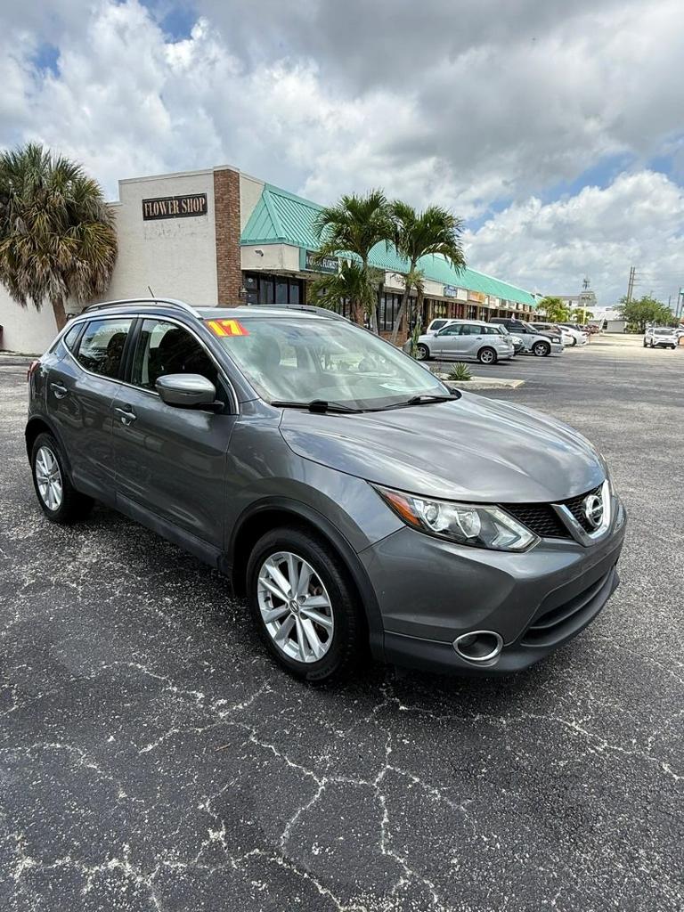 2017 Nissan Rogue - $7,995