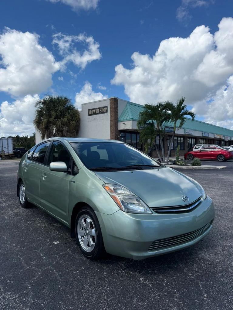 2009 Toyota Prius - $6,484