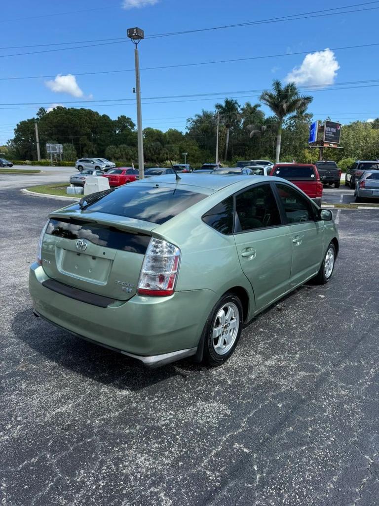 2009 Toyota Prius - $6,484