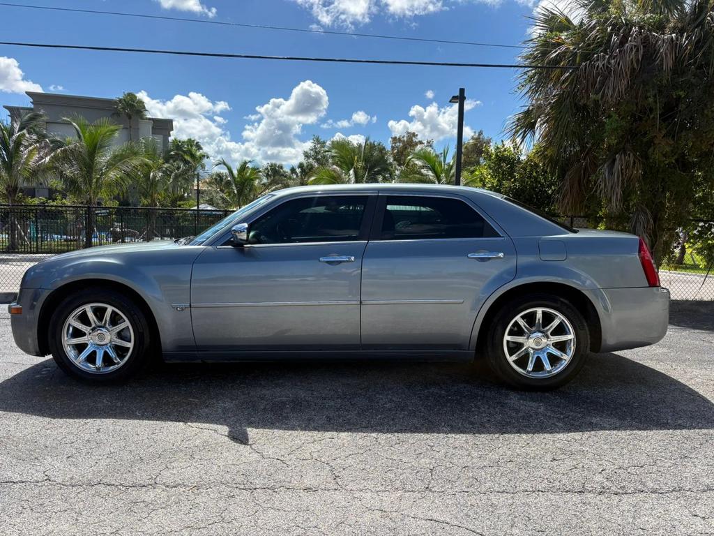 2006 Chrysler 300 - $5,484