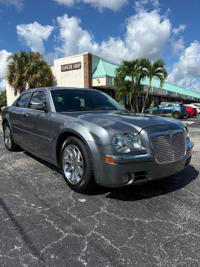2006 Chrysler 300 - $5,484