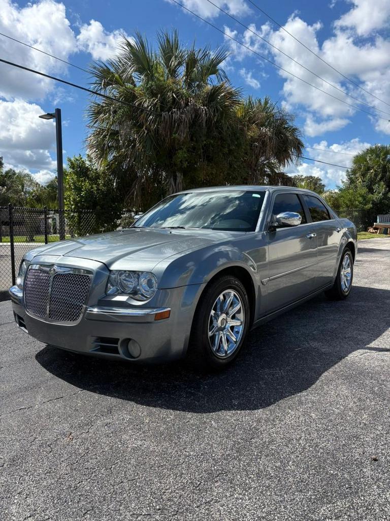 2006 Chrysler 300 - $5,484