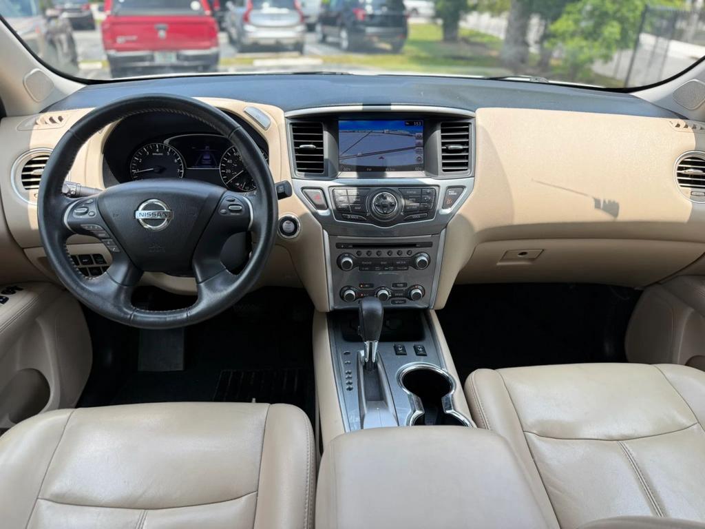 2017 Nissan Pathfinder - $8,495