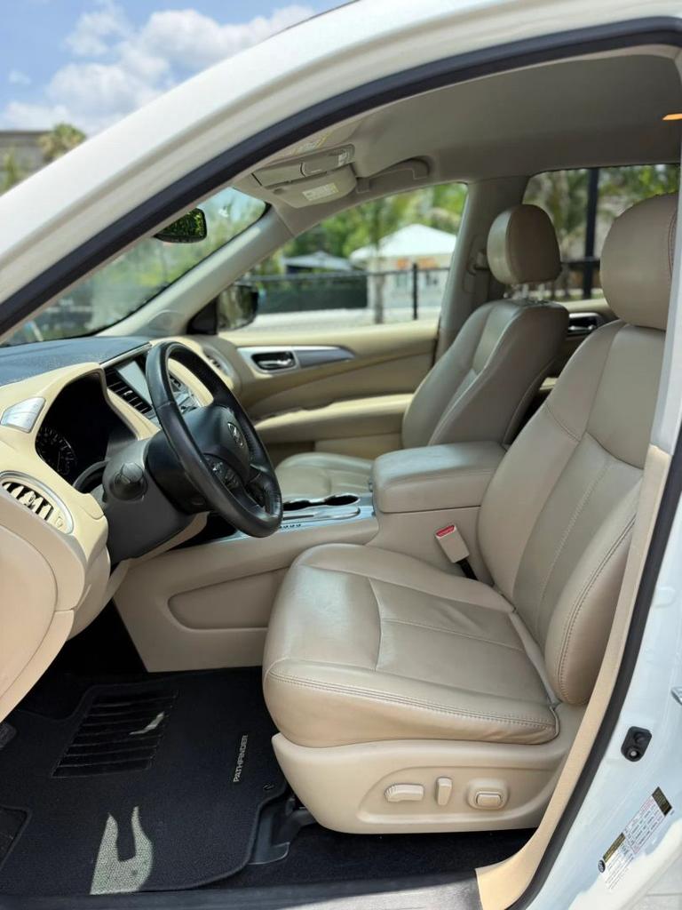 2017 Nissan Pathfinder - $8,495