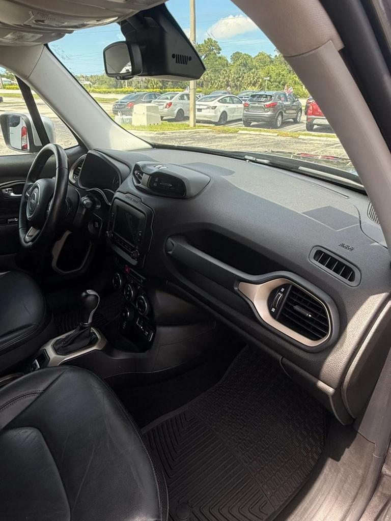 2016 Jeep Renegade - $9,995