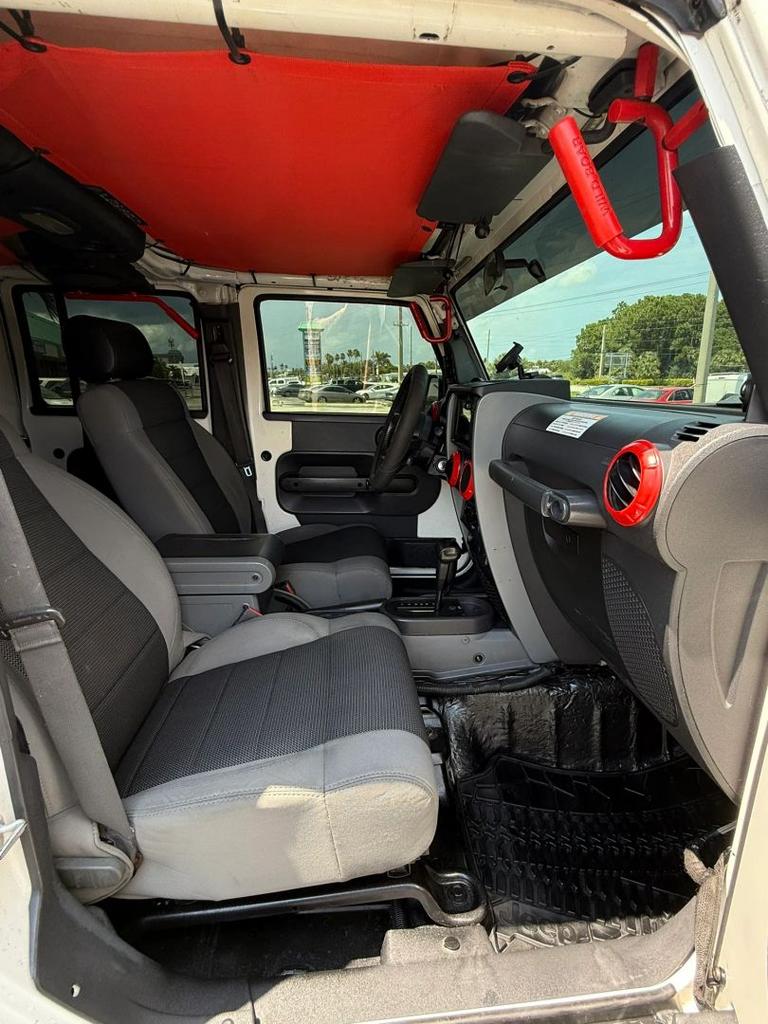 2007 Jeep Wrangler - $9,995