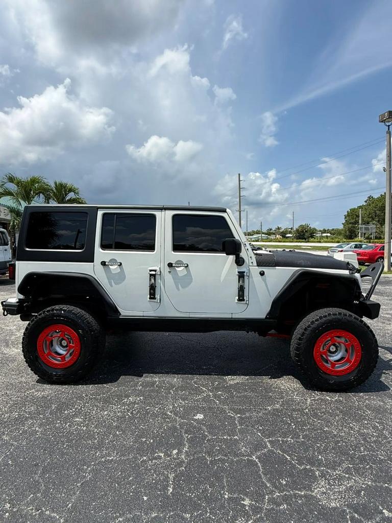 2007 Jeep Wrangler - $9,995