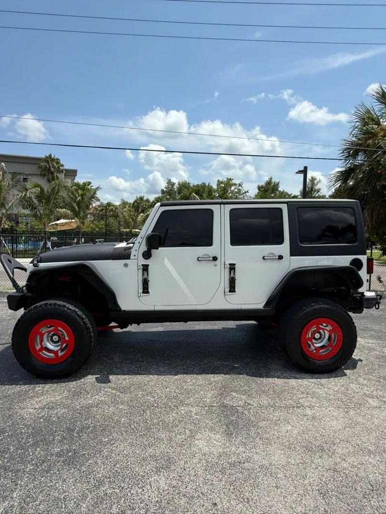 2007 Jeep Wrangler - $9,995