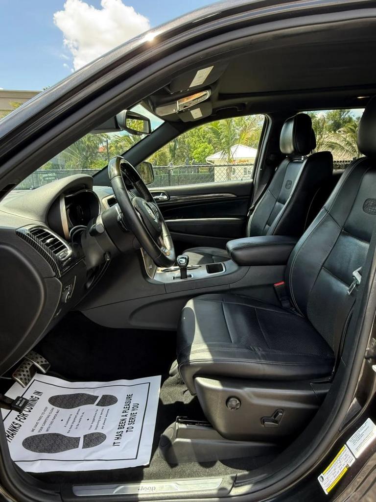 2014 Jeep Cherokee - $9,995