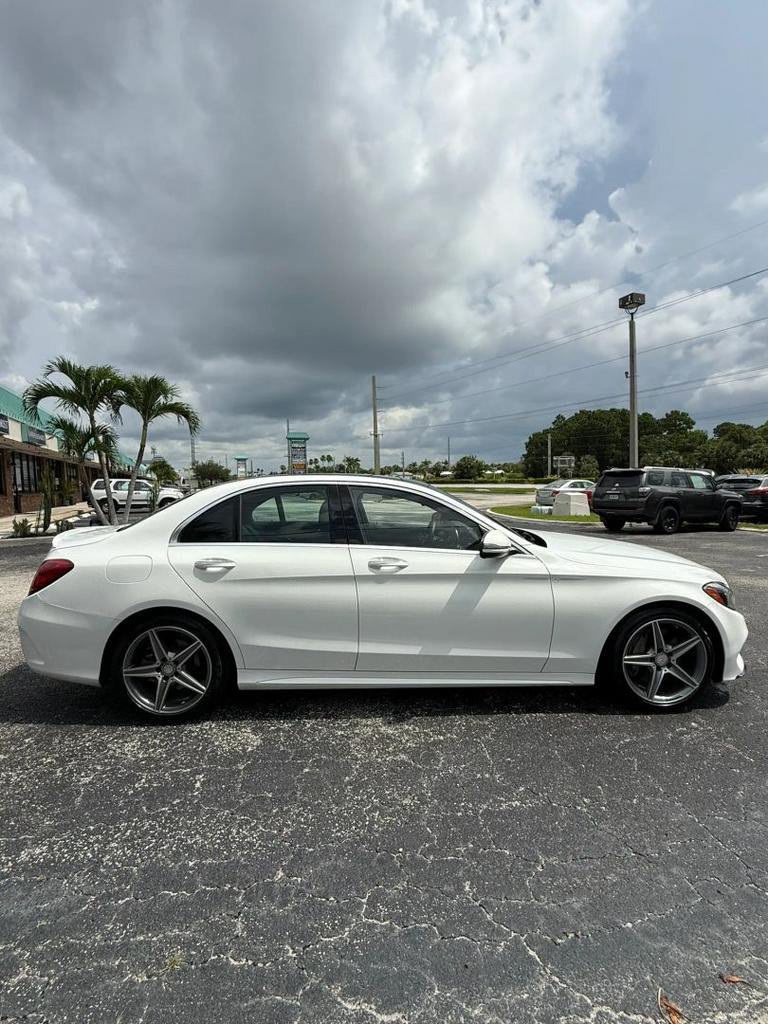 2016 Mercedes-Benz C-Class - $14,995