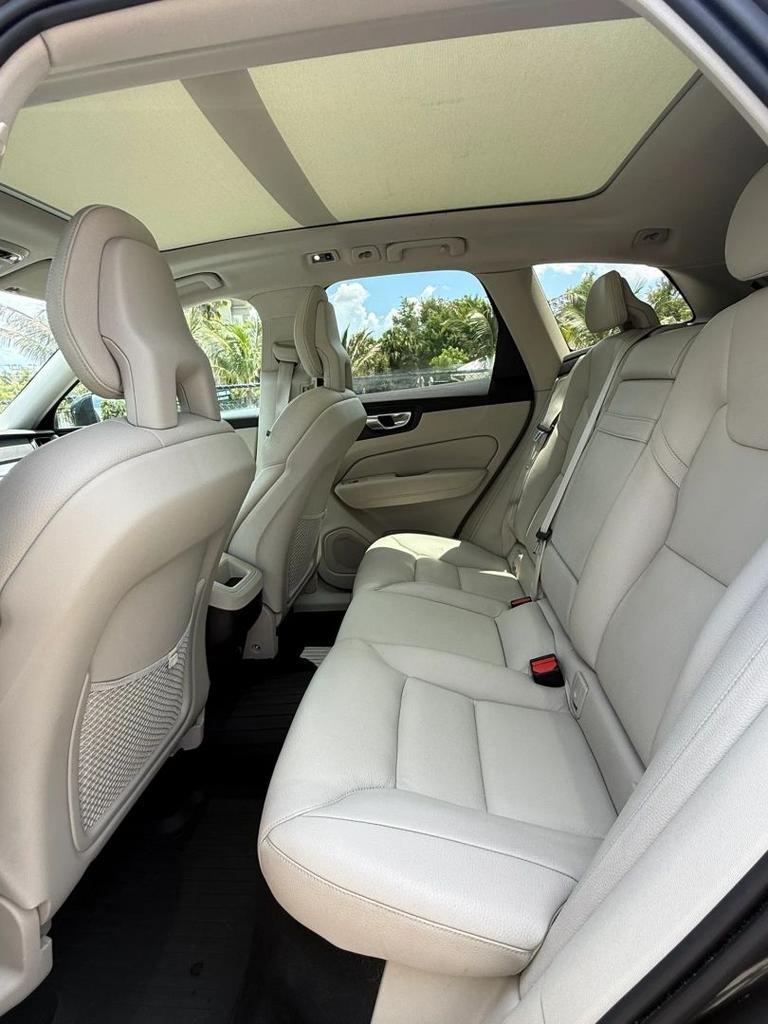 2018 Volvo XC60 - $12,995