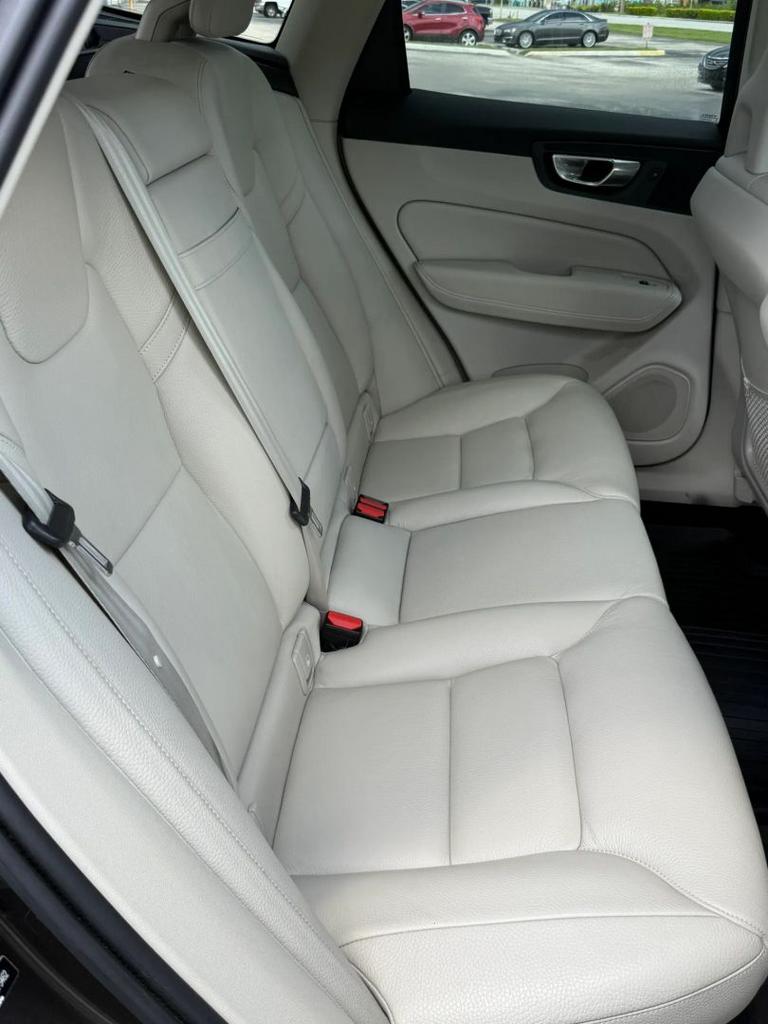 2018 Volvo XC60 - $12,995