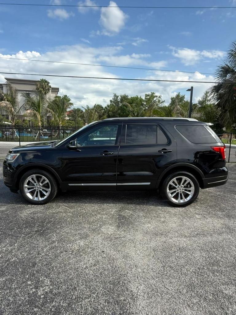 2018 Ford Explorer - $9,495