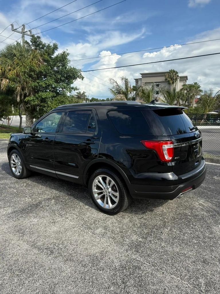 2018 Ford Explorer - $9,495