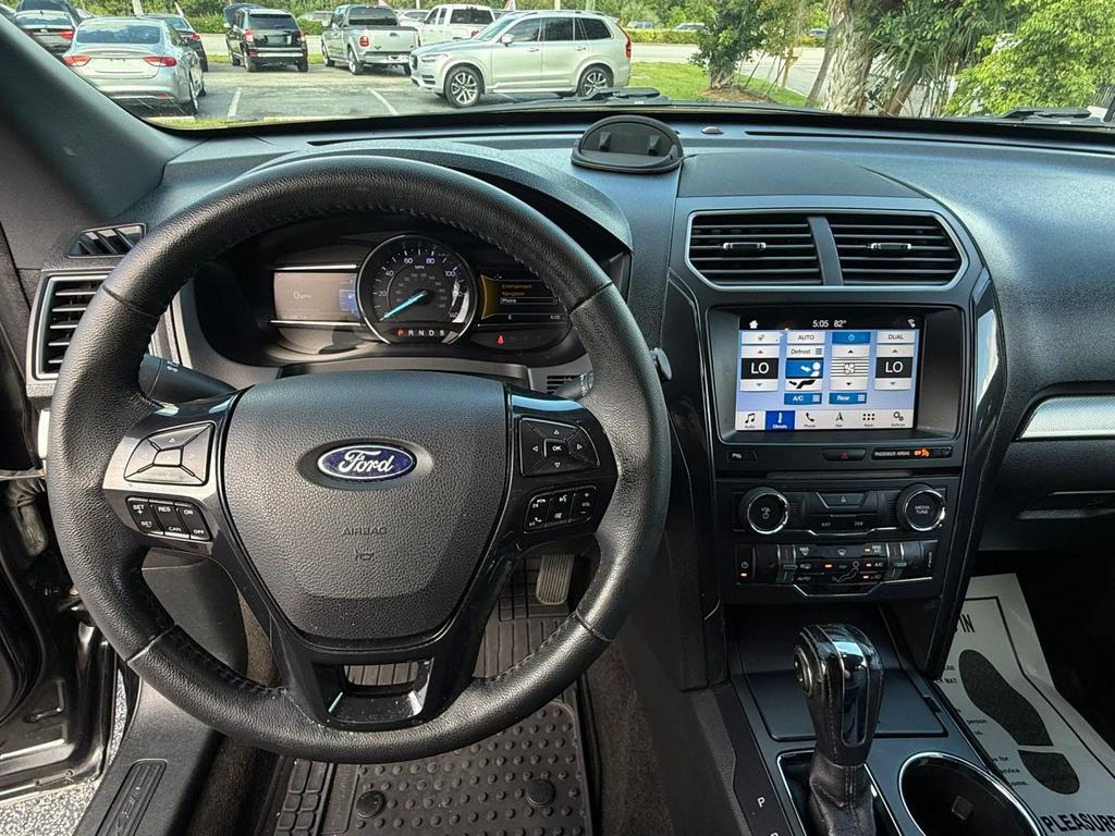 2018 Ford Explorer - $9,495