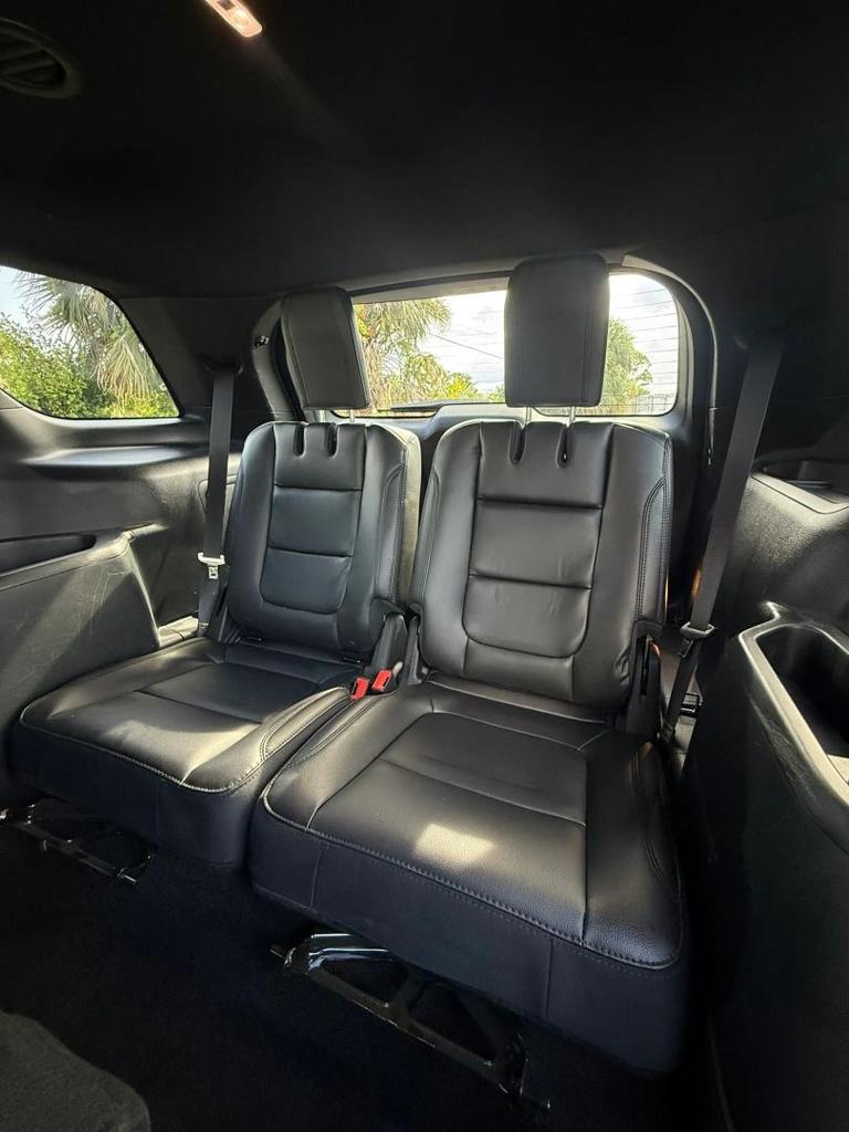 2018 Ford Explorer - $9,495