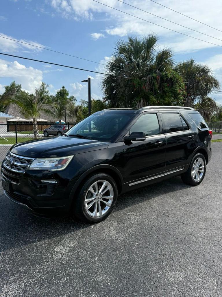 2018 Ford Explorer - $9,495