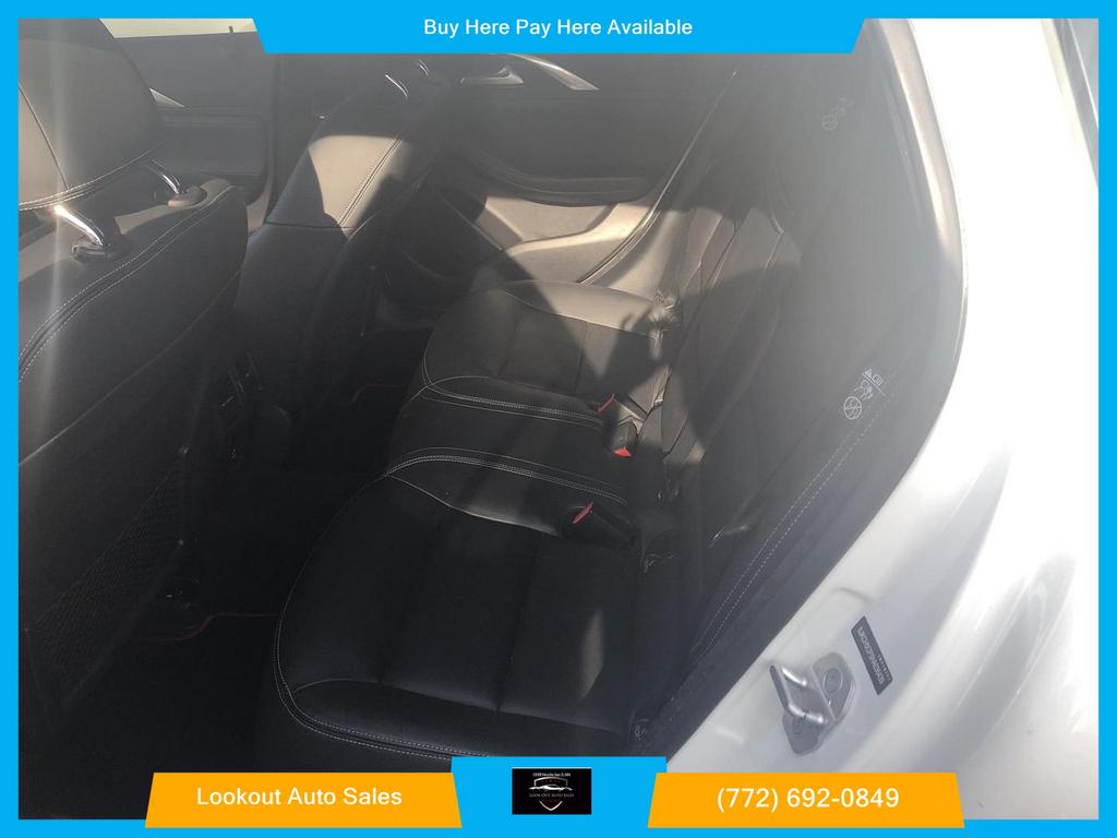 2017 INFINITI QX30 Hatchback - $15,995