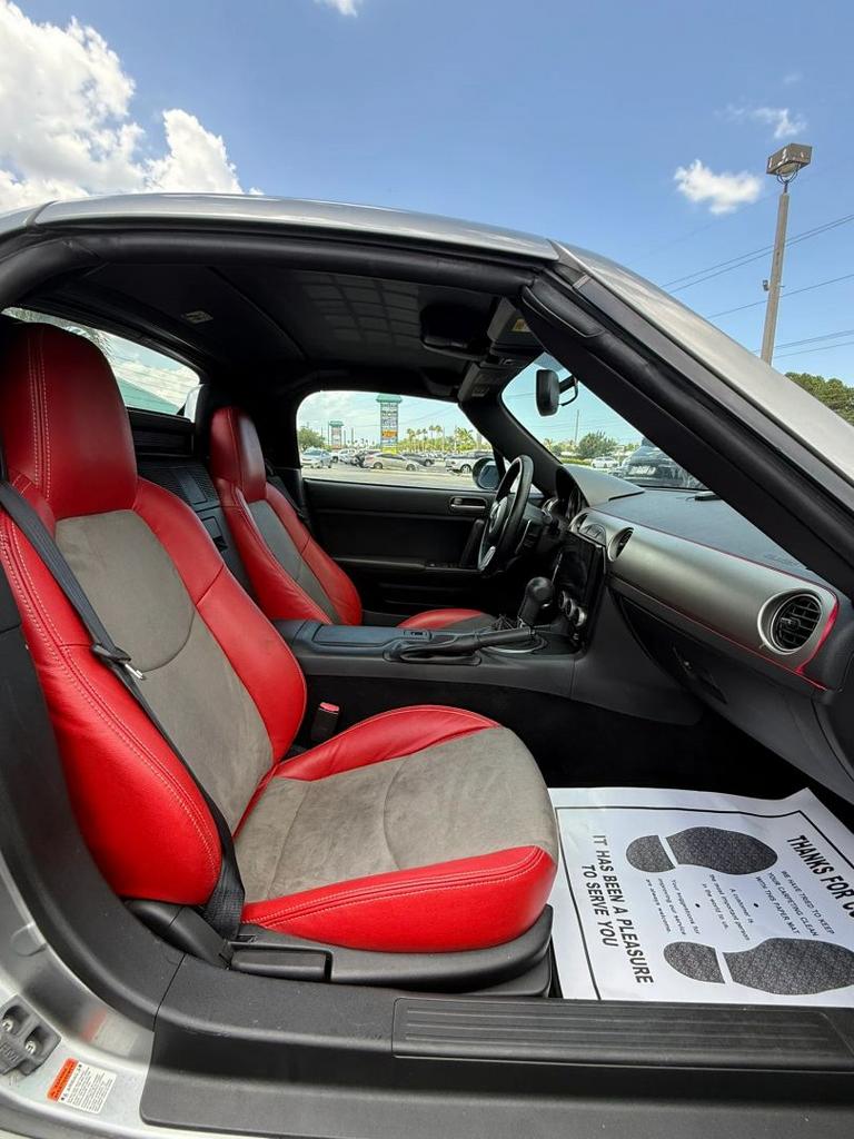 2011 MAZDA MX-5 - $24,995