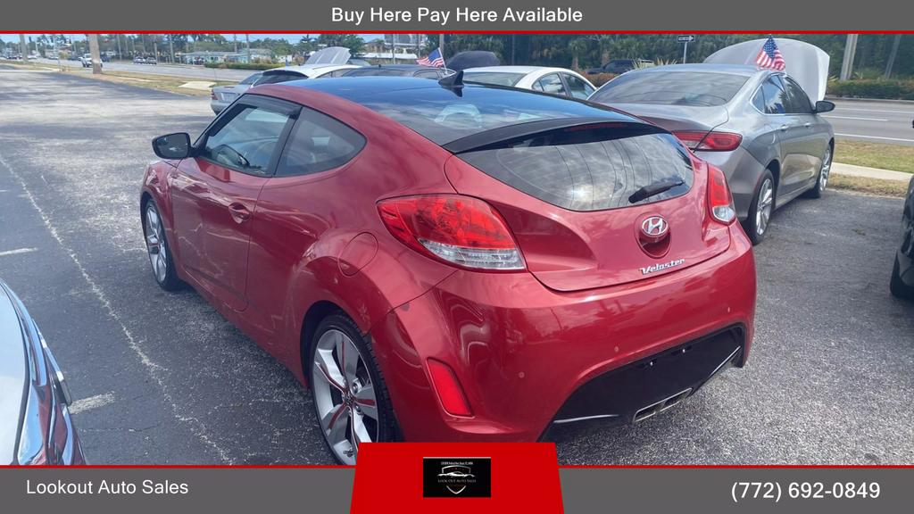 2015 Hyundai Veloster Coupe 3D photo