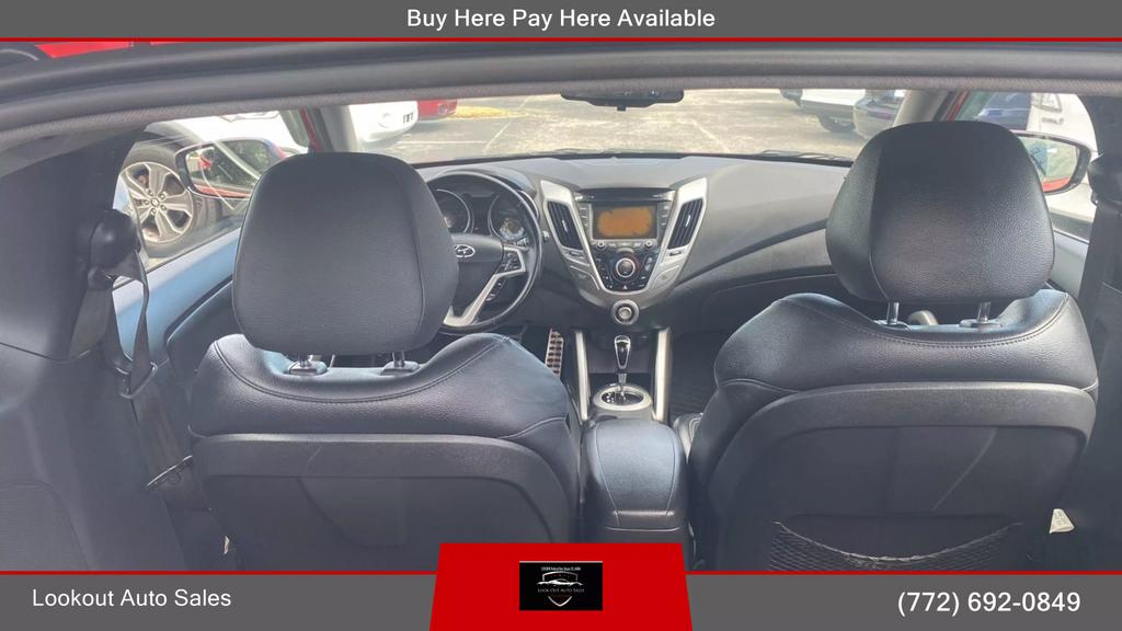 2015 Hyundai Veloster Coupe 3D photo