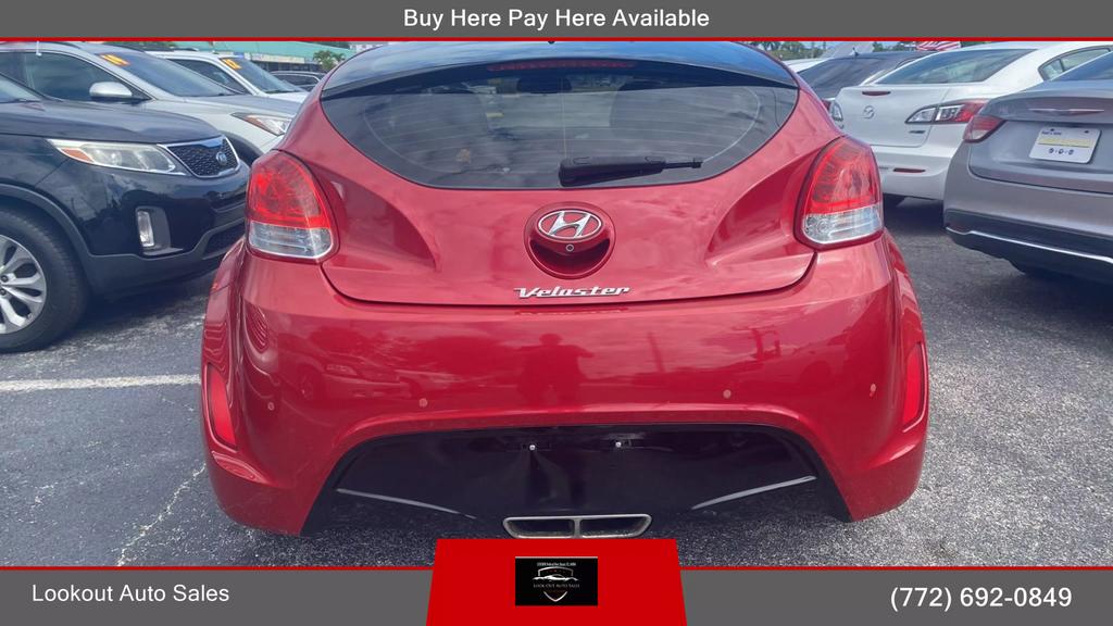 2015 Hyundai Veloster Coupe 3D photo