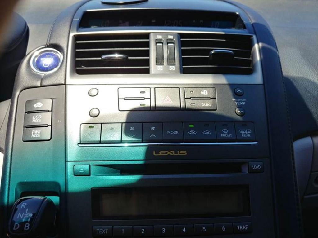 2010 Lexus HS