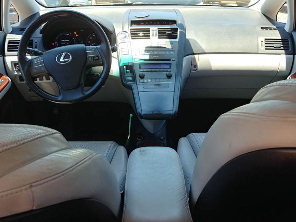 2010 Lexus HS