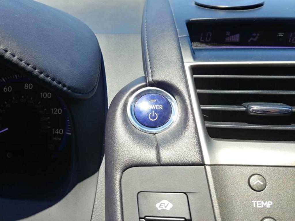 2010 Lexus HS