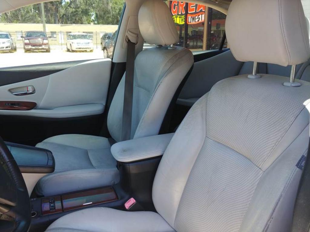 2010 Lexus HS