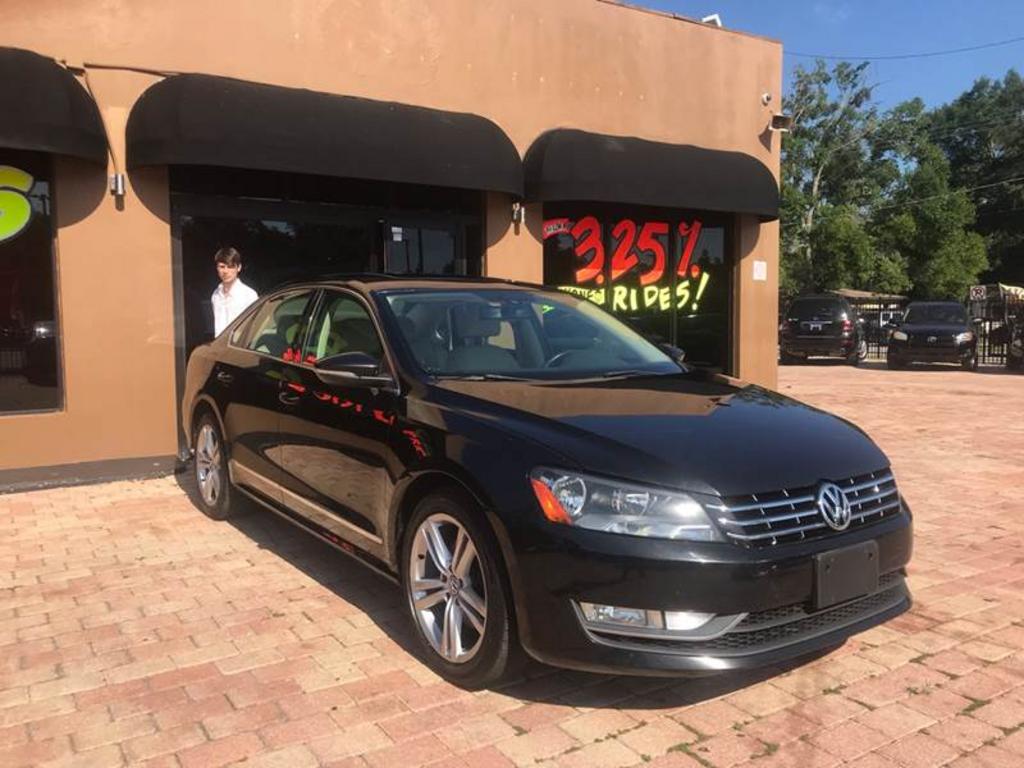 2012 Volkswagen Passat TDI SEL Premium photo