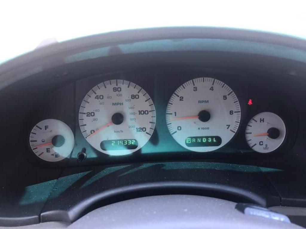 2002 Dodge Grand Caravan eX photo