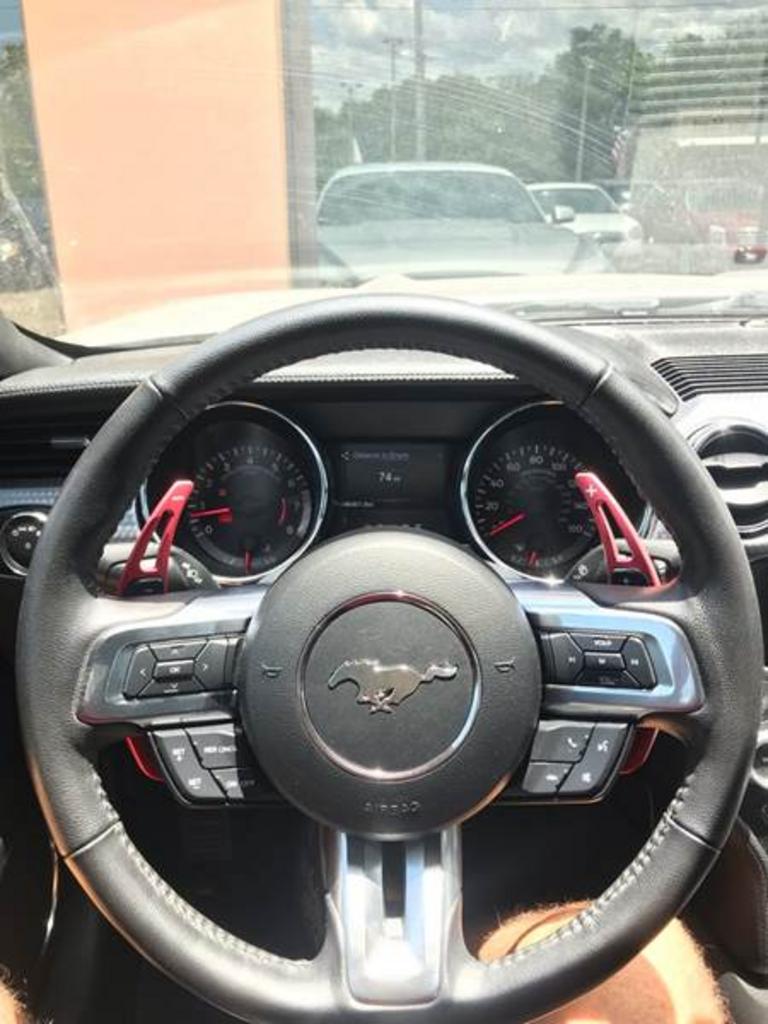 2015 Ford Mustang - $17,995