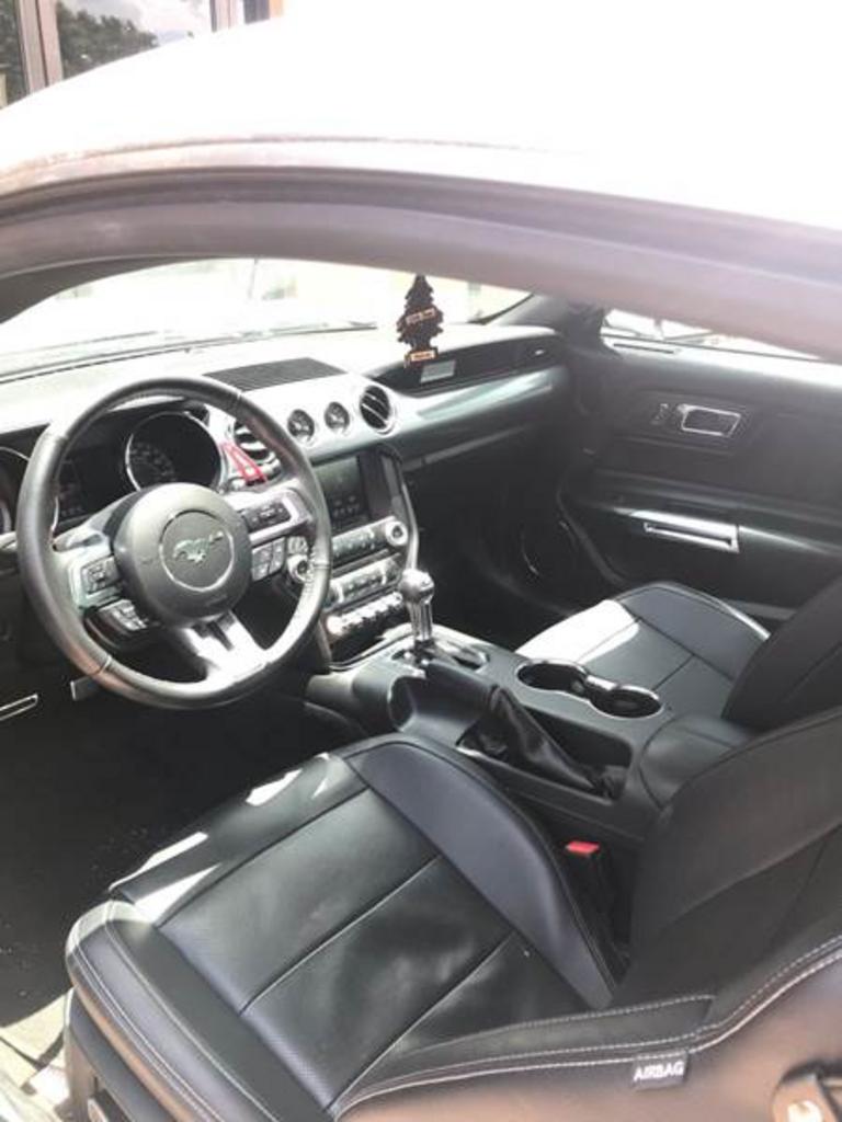 2015 Ford Mustang - $17,995